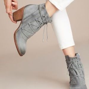 Sam Edelman Millard Lace-Up Boots